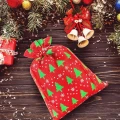 Small gift bag Christmas trees 22x30 cm